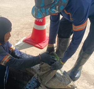 ลอกท่อนนทบุรี